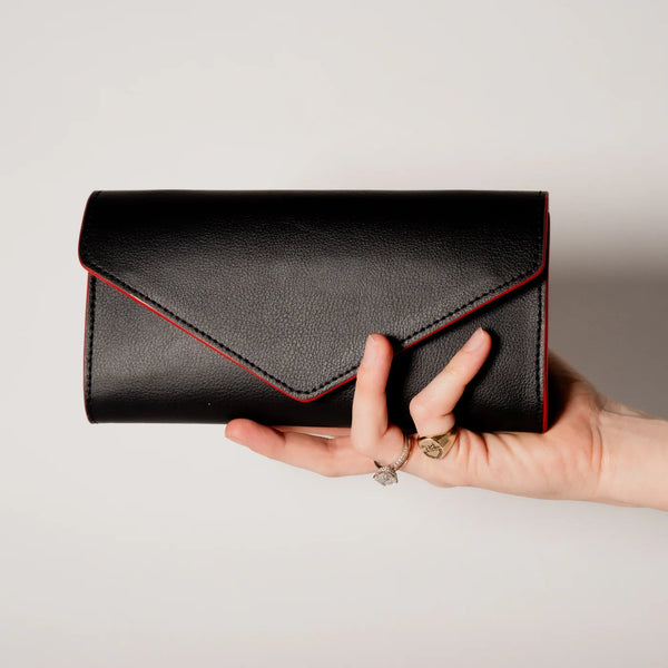 Black Gala Apple Leather Clutch Clutch Bags Allégorie 