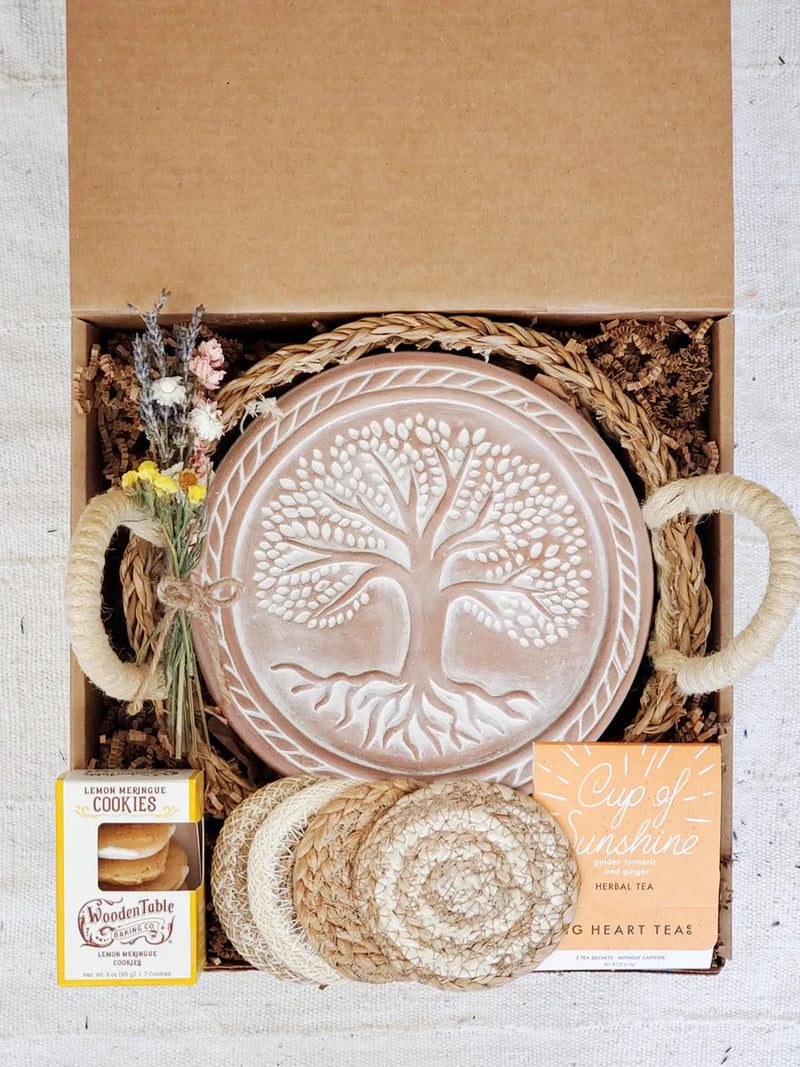 Bread Warmer Gift Box with Tea and Cookies