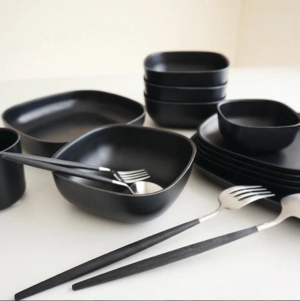 Dining Essentials 16 Piece Set Dinnerware EKOBO 