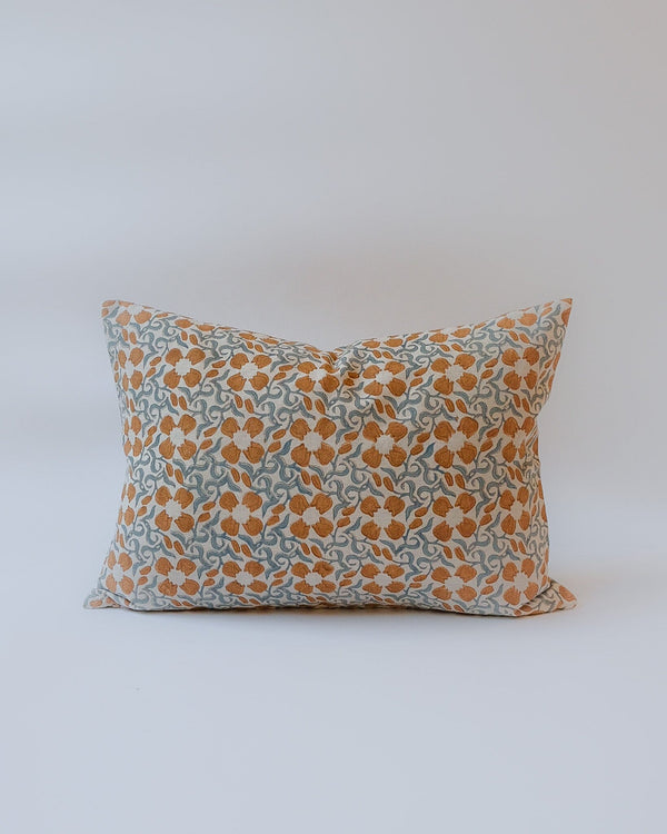 20 Molti Turkish Silk Throw Pillow