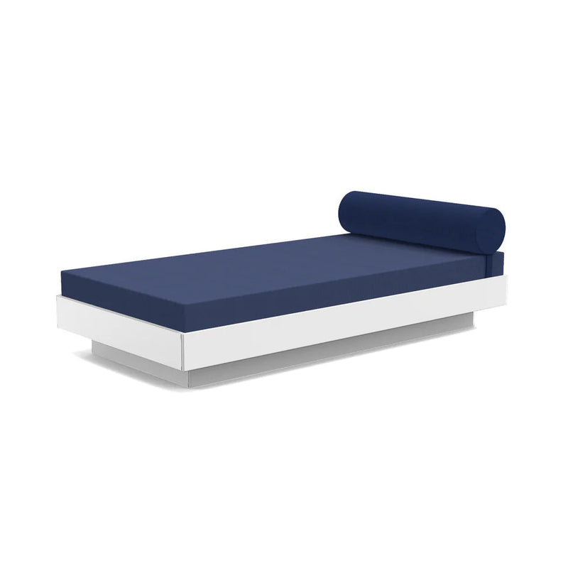 Platform One Outdoor Daybed Outdoor Seating Loll Designs Cloud White Canvas Navy 