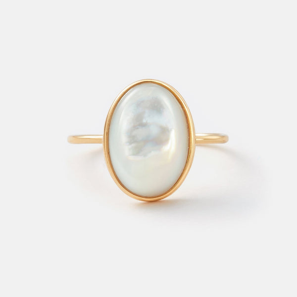 Gold Grande Oval Pearl Ring