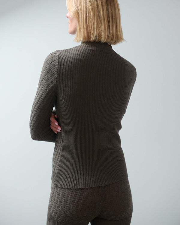 The Knotty Ones Žaltys: Nettle Merino Wool Turtleneck Merino Wool Turtleneck The Knotty Ones 