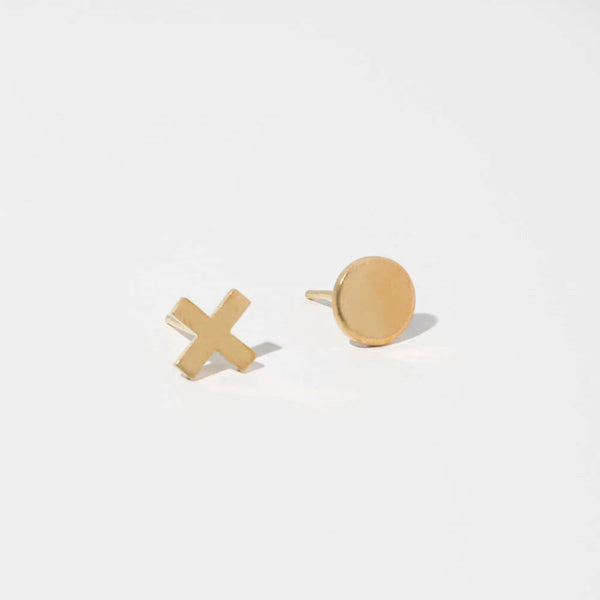 (!) XO Stud Earrings Earrings Mulxiply Brass 