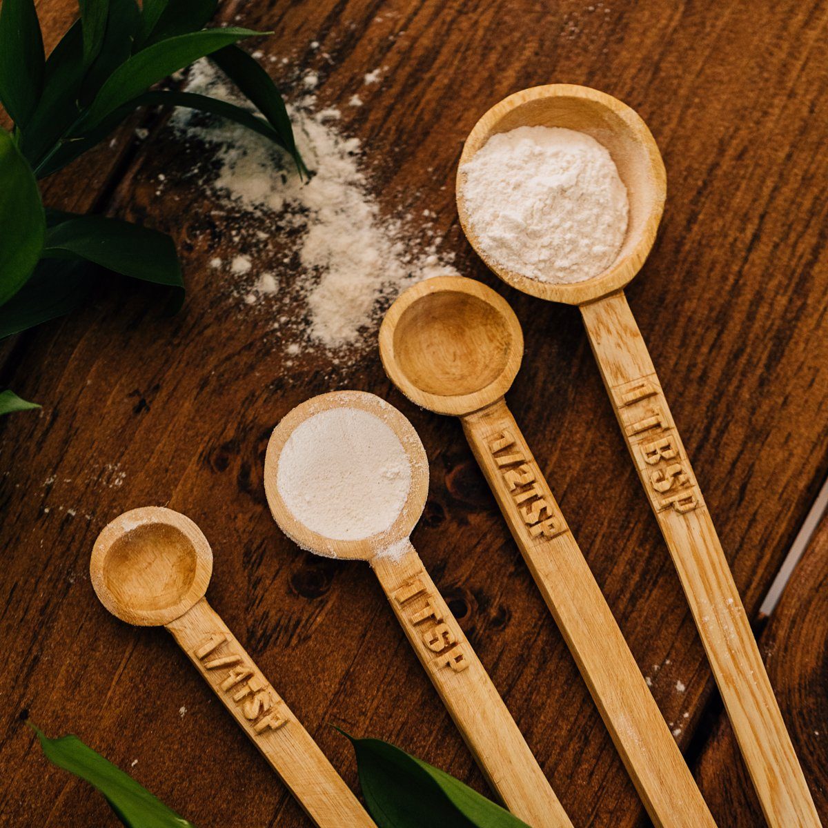 https://www.madetrade.com/cdn/shop/products/azizi-life-hand-carved-wooden-lela-long-handle-measuring-spoon-set-mw-wooden-spoons-azizi-life-432602.jpg?v=1597785763