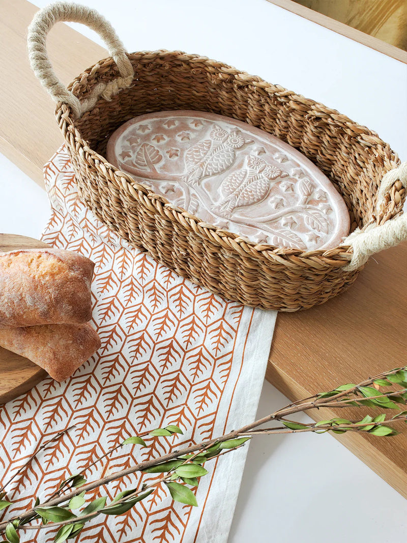 Bread Warmer + Basket with Tea Towel - Bird Round