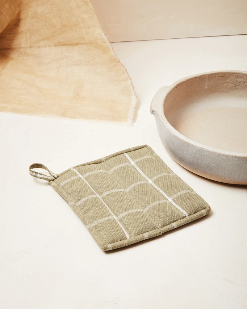 Grid Oven Mitt in Peach - Ethical Kitchen Textiles