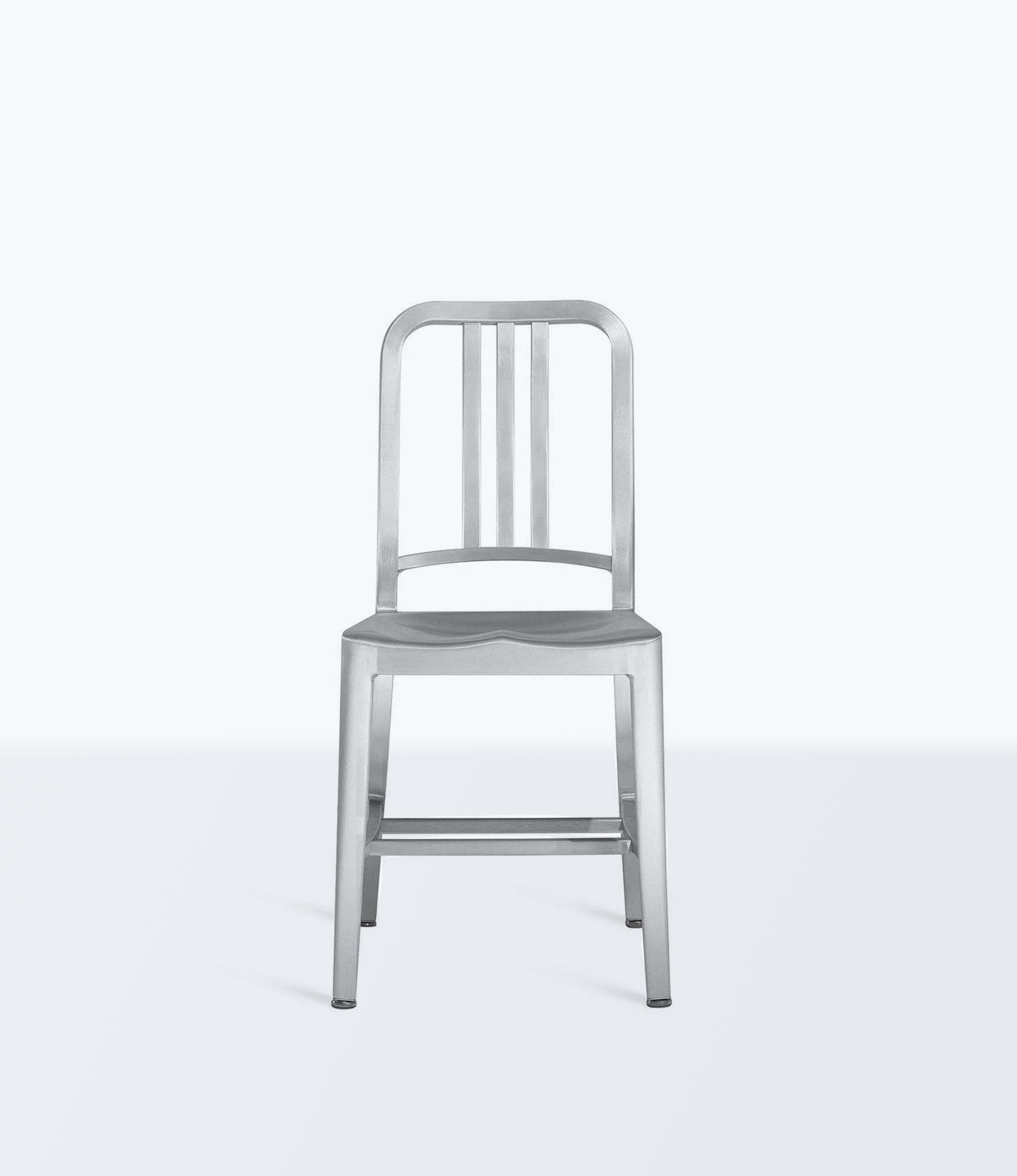 Aluminum outlet navy chair